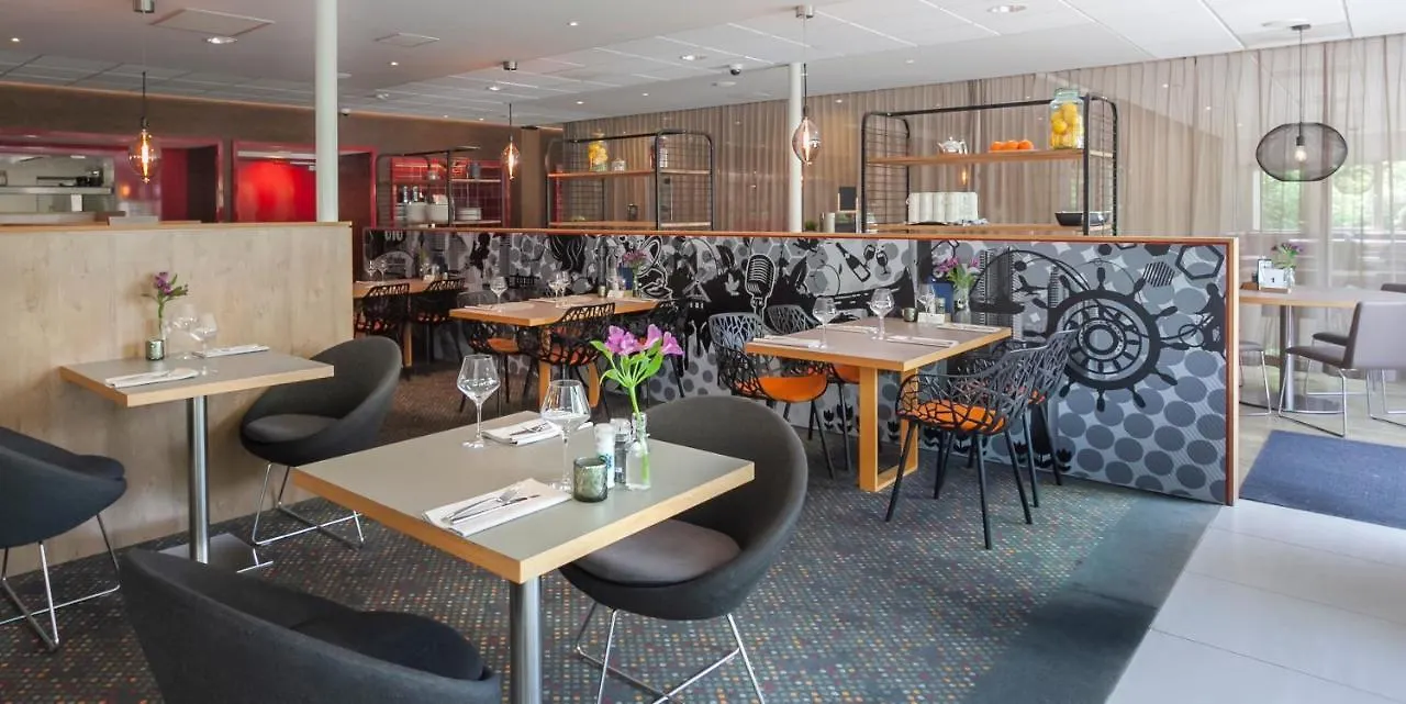 **** Отель Novotel Rotterdam - Схидам Нидерланды