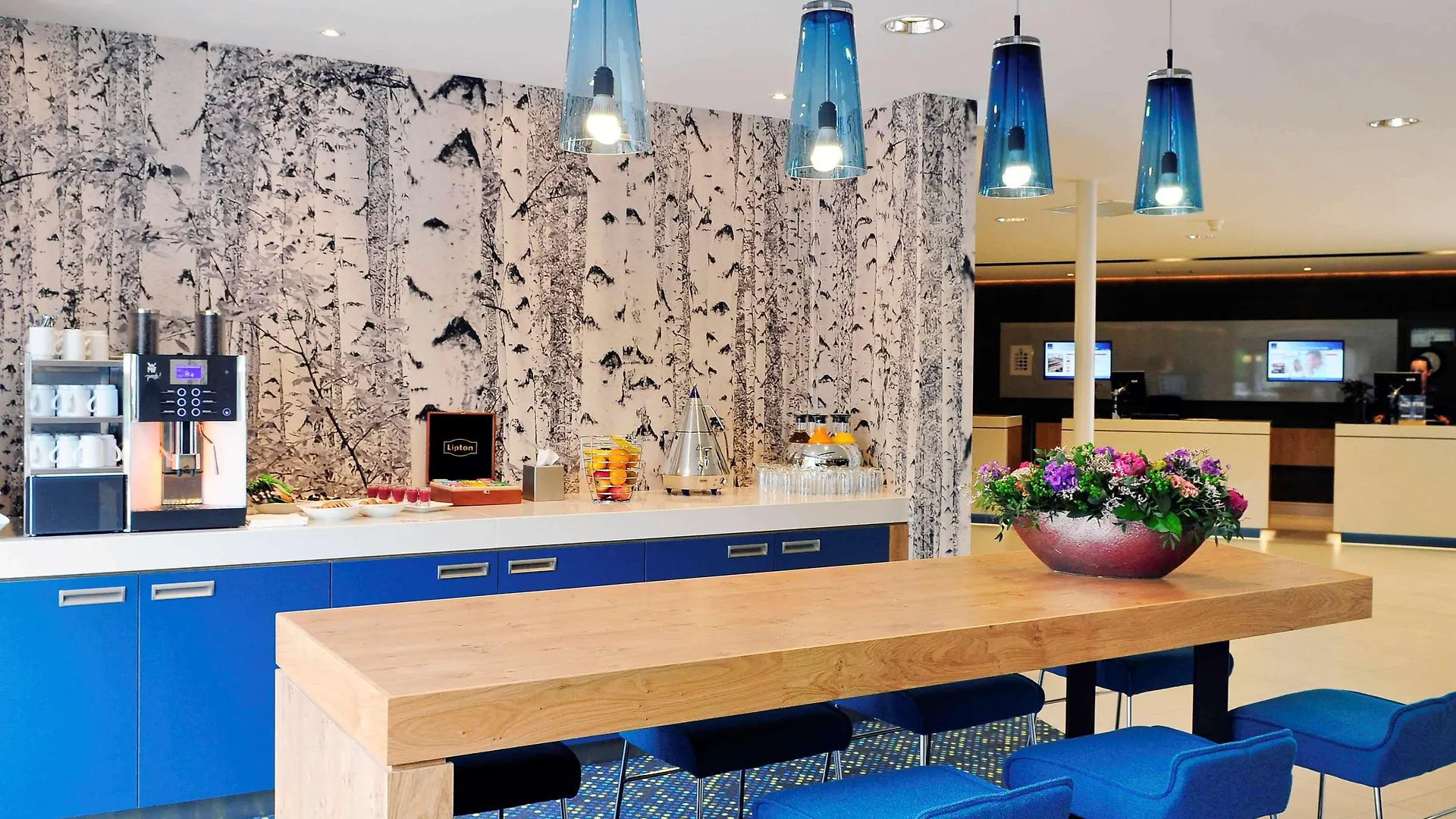 Novotel Rotterdam - Схидам Отель